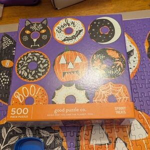 500 Piece 🧩Galison Halloween Donut Spooky Treats Puzzle -  Complete